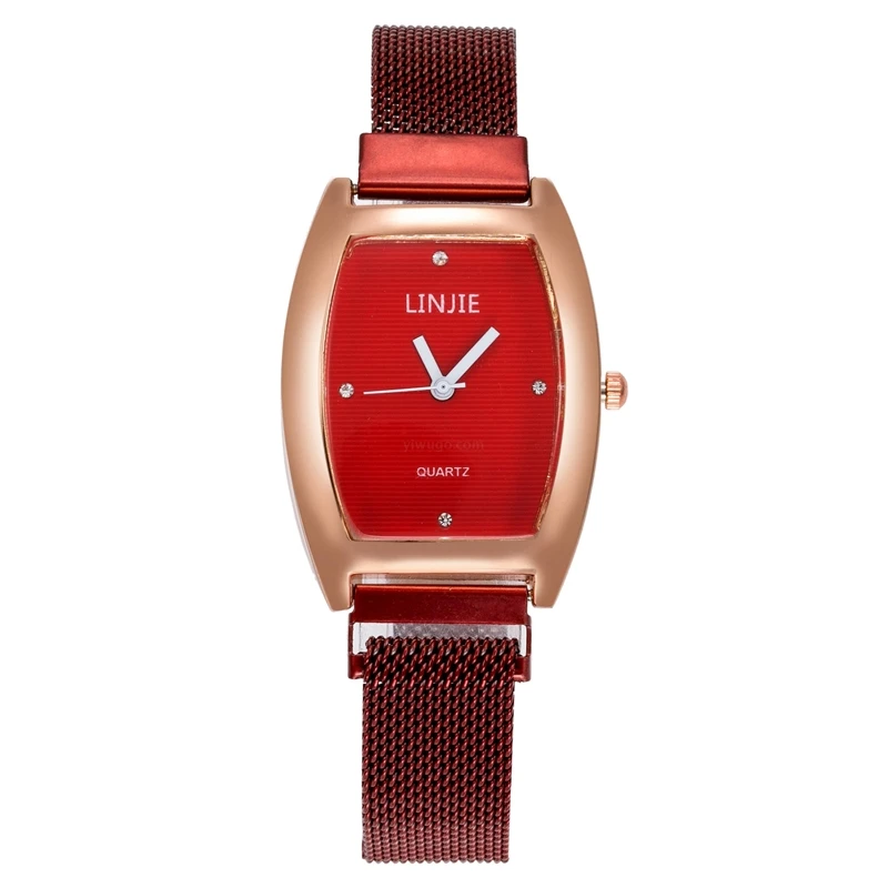 

MEG New Retro women's watch Korean diamond fashion student quartz watch magnet square retro women's Watch