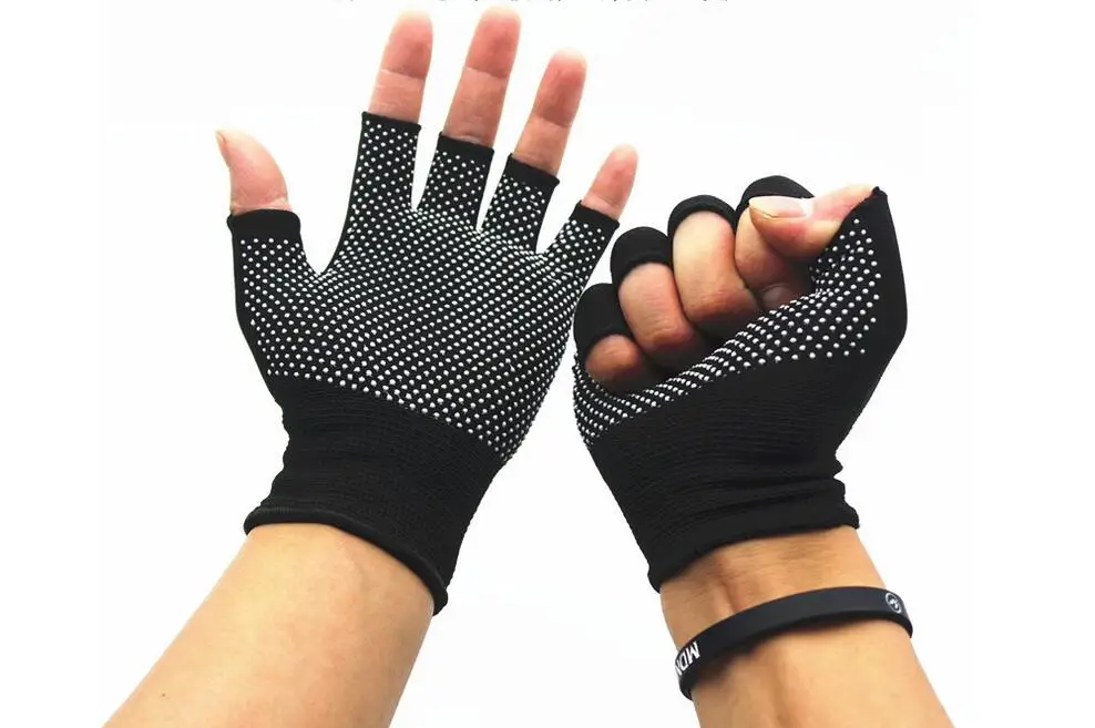 

Outdoor Sunscreen Fitness Cycling Summer Thin Half-finger Cycling Non-slip Breathable Nylon Leaky Five-finger Gloves