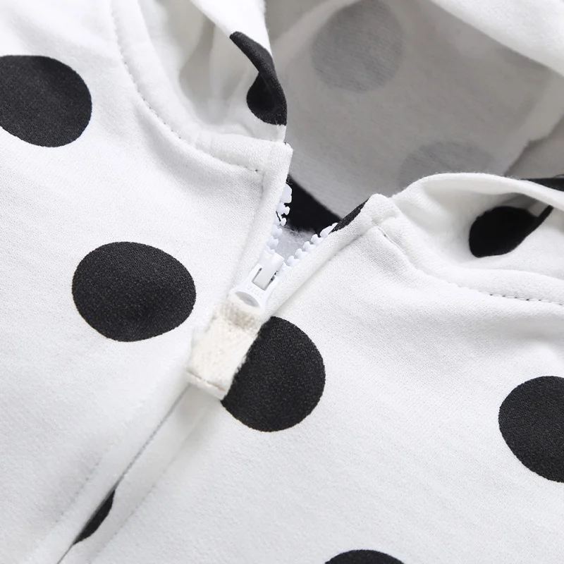 Комплект для малышей из трех предметов верхняя одежда-комбинезон брюки