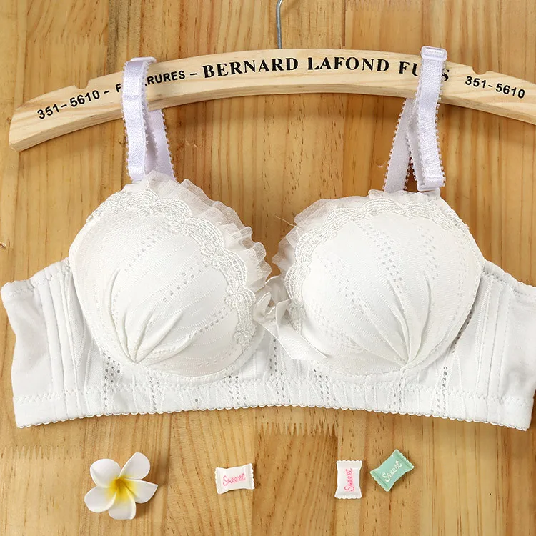 

Underwear set Lace Embroidery Flower No Steel Ring Japanese Girl Sexy Bra Set Japanese Underwear