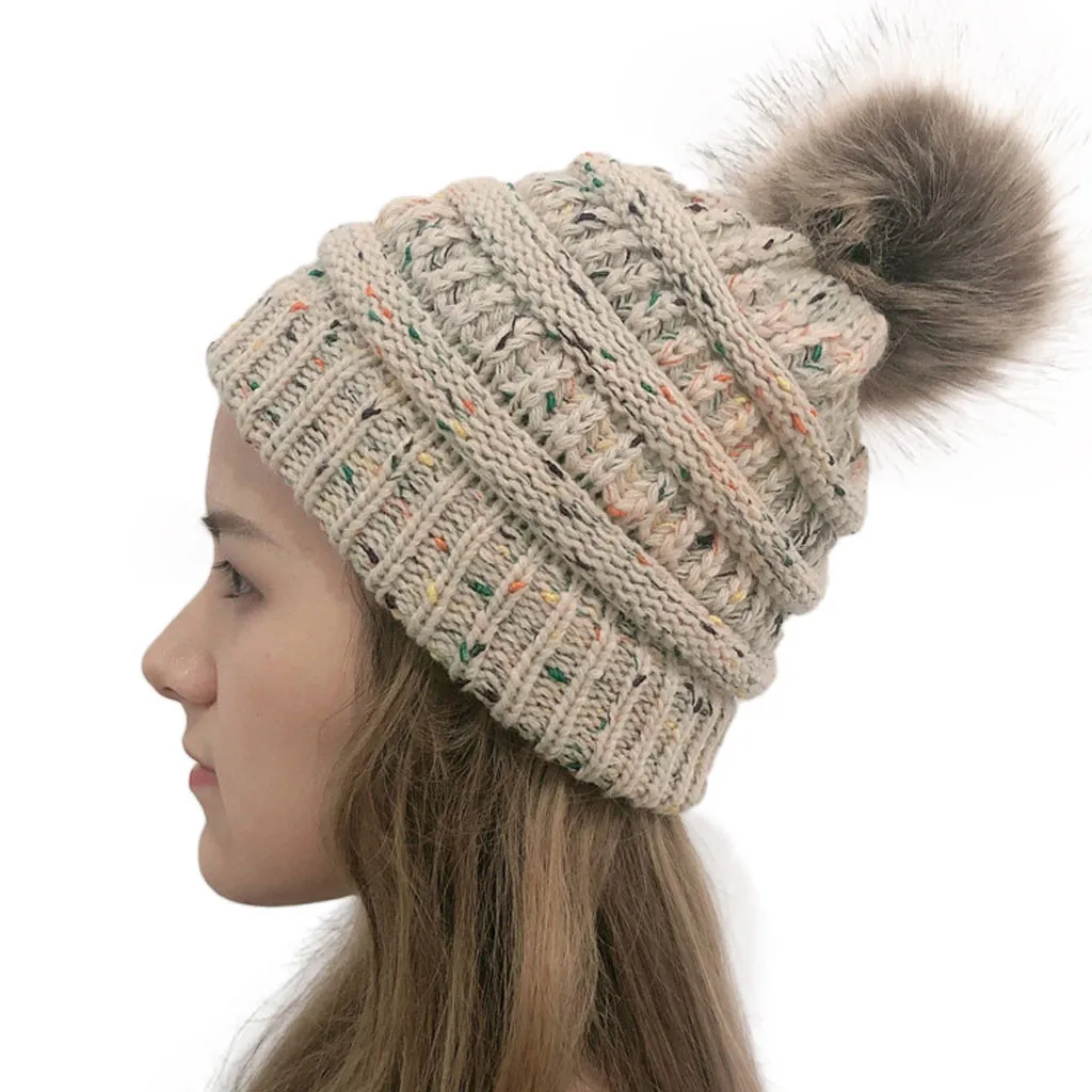 Зимняя женская шапка с меховыми помпонами повседневная меховая вязаным помпоном