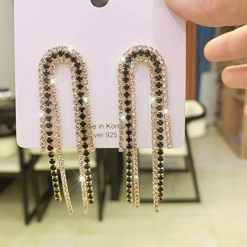 

LATS Tassel Rhinestone Stud Earring Long Claw Chain Earrings for Women Party Exaggerated Earings Gift Brincos Fashion Jewelry