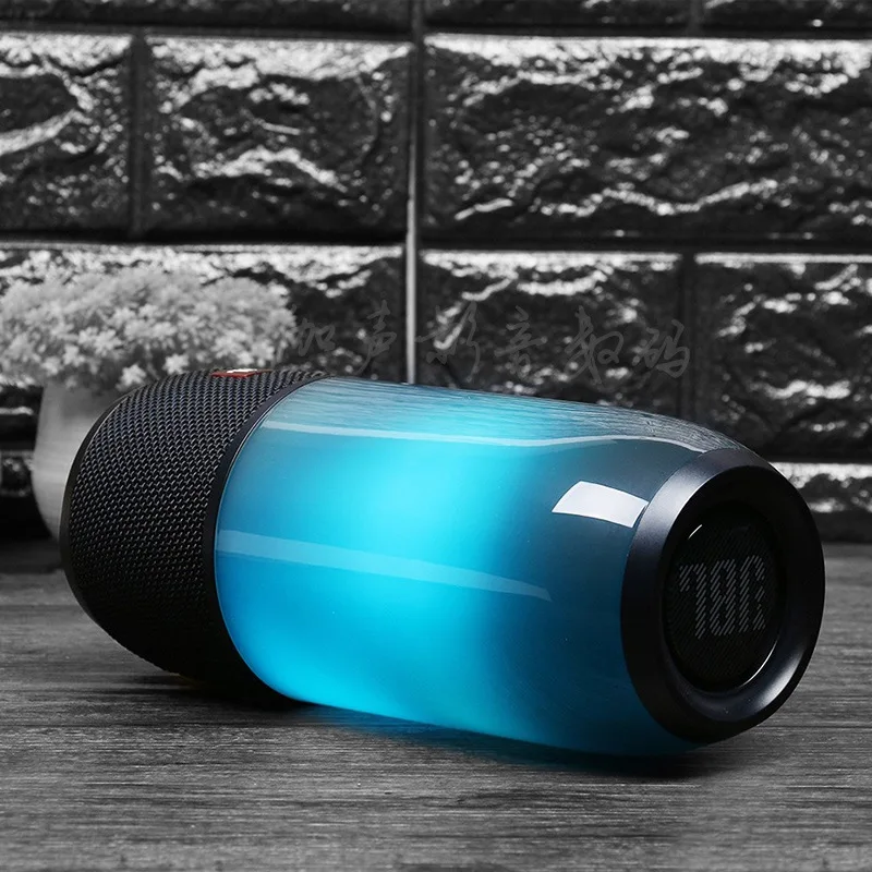 Портативный Bluetooth-динамик JBL Pulse 3 со светодиодсветильник кой IPX7