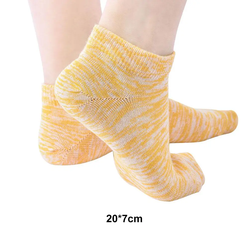 

Women Socks Moisture Wicking Odor Compression Performance Sports Harajuku Fashion Kawaii Anti-Slip Quick-Dry Cotton Socks
