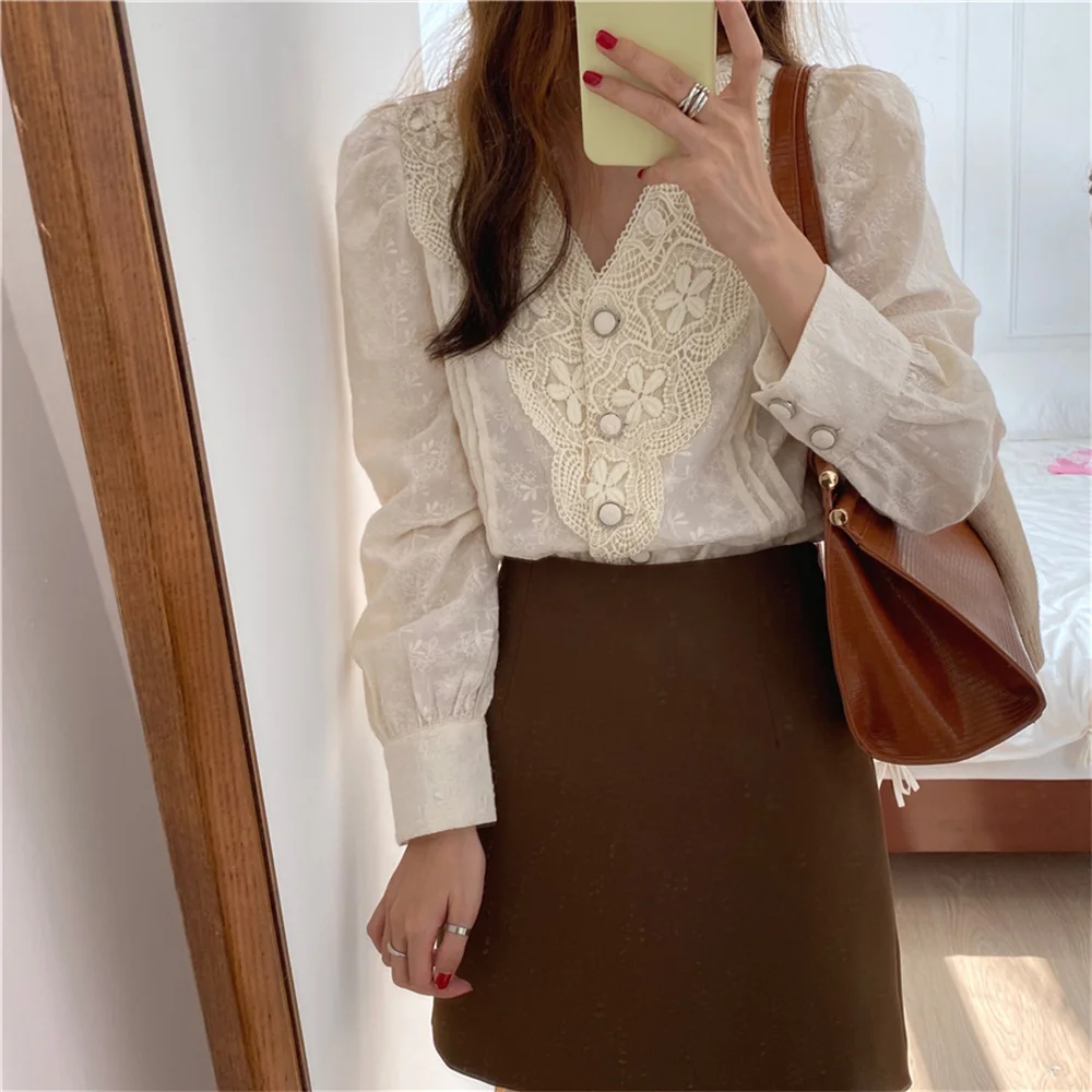 

HziriP Apricot Florals Women Shirts 2022 Chic Gentle Girls Hook Flowers Blouses Stylish Femme Spring V-Neck Lace Office Wear