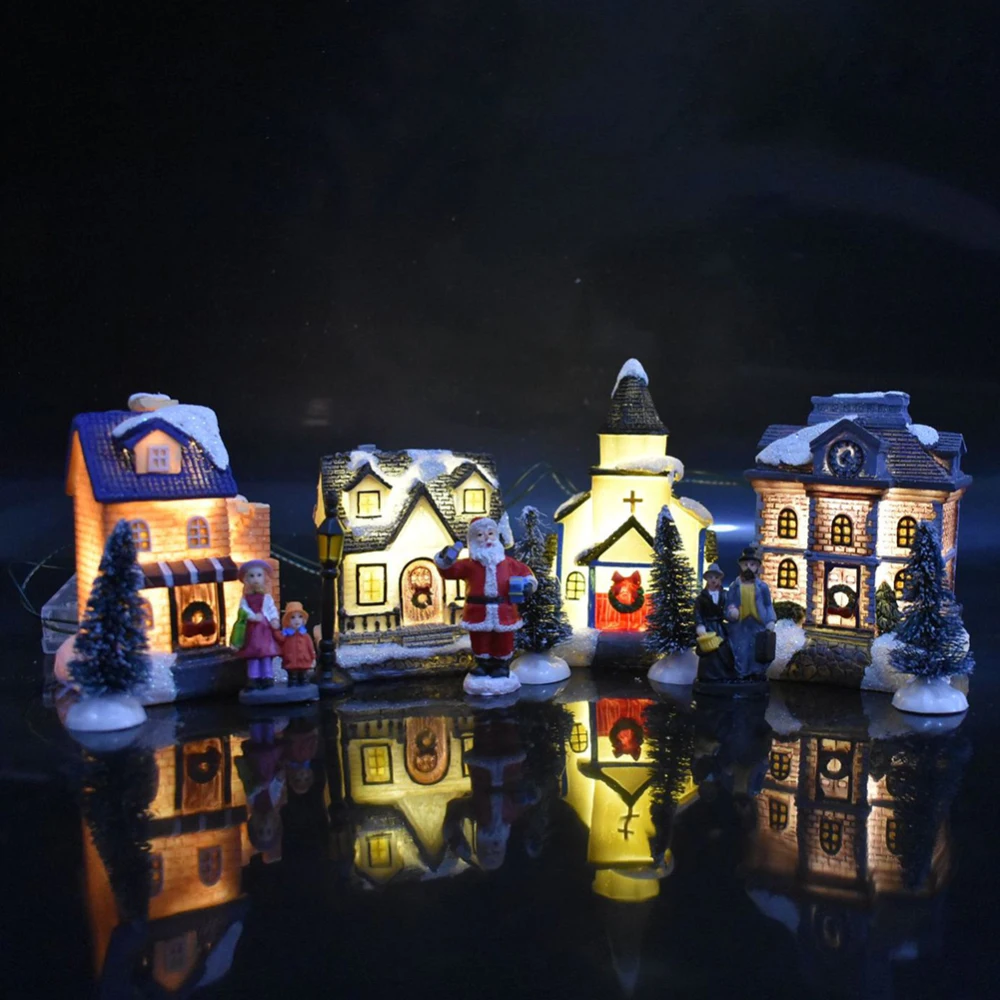 

10PCS Small House Decoration Christmas Ornaments Santa Claus Suits Children Gift Shining Cabin Christmas Decor 2020