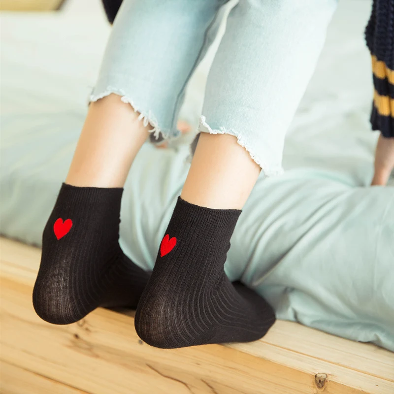 Модные женские носки с милыми сердечками на каблуке однотонные хлопчатобумажные