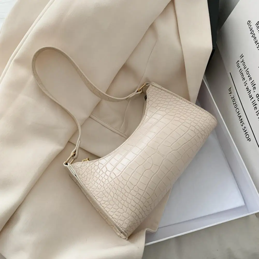 

Retro Leather Baguette Bag Women Fashion PU Leather Armpit Bag Lady Shoulder Messenger Bags Women Leather Handbags