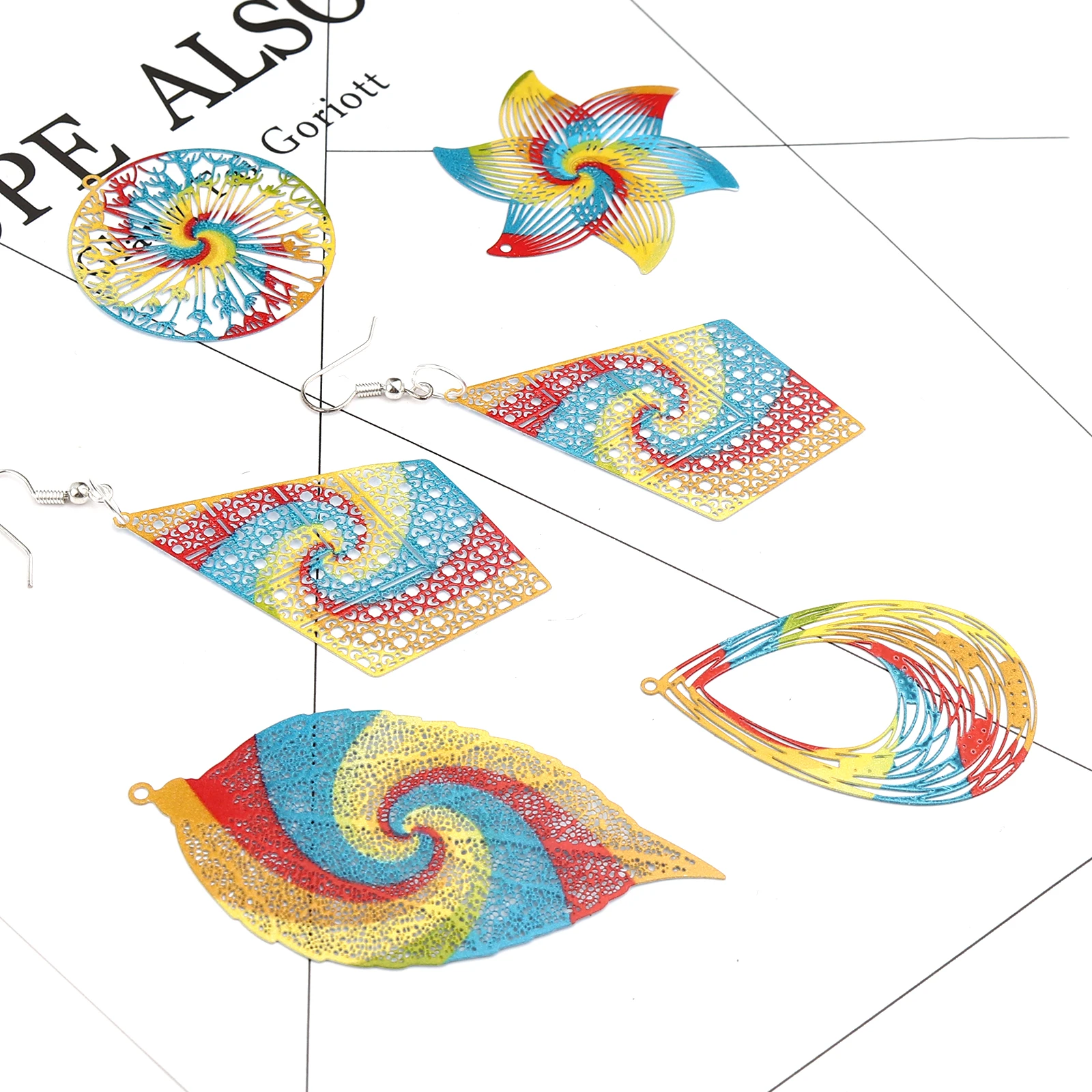 5 шт. Радуга вихревой сплав железа Филигранное тиснение Подвески полые