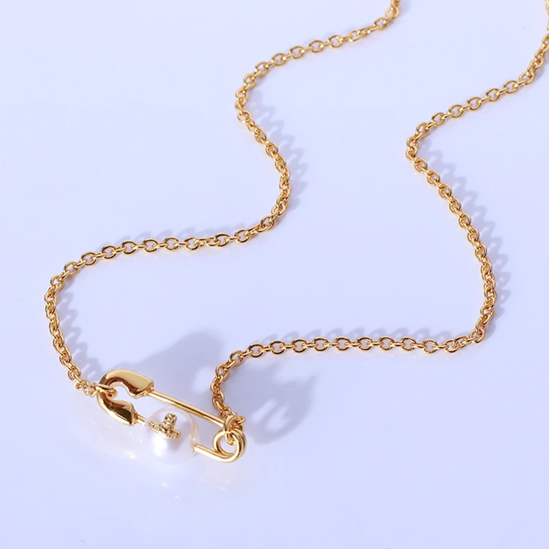 Простое креативное модное ожерелье в форме булавки с жемчугом и логотипом