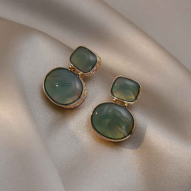 

Vintage Green Geometric Opal Stud Earrings for Women Korean Trendy Elegant Simplicity Jewelry Female Delicate Square Ear Studs