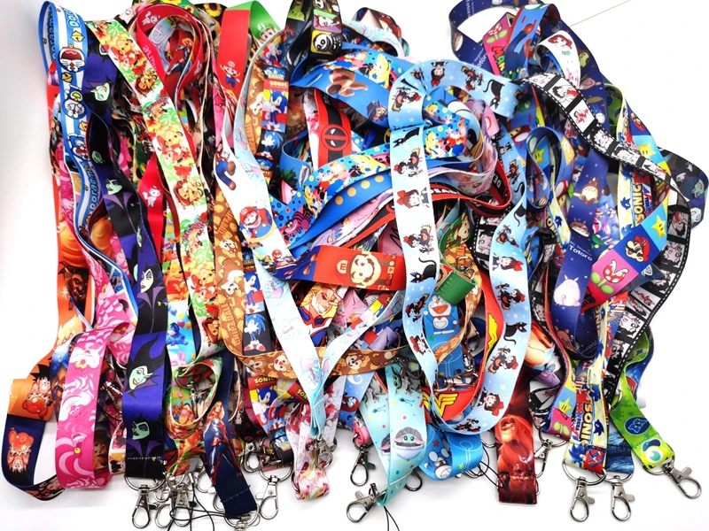 Горячие 100 шт Смешанные Мультяшные разные дизайнерские брелки для ключей с