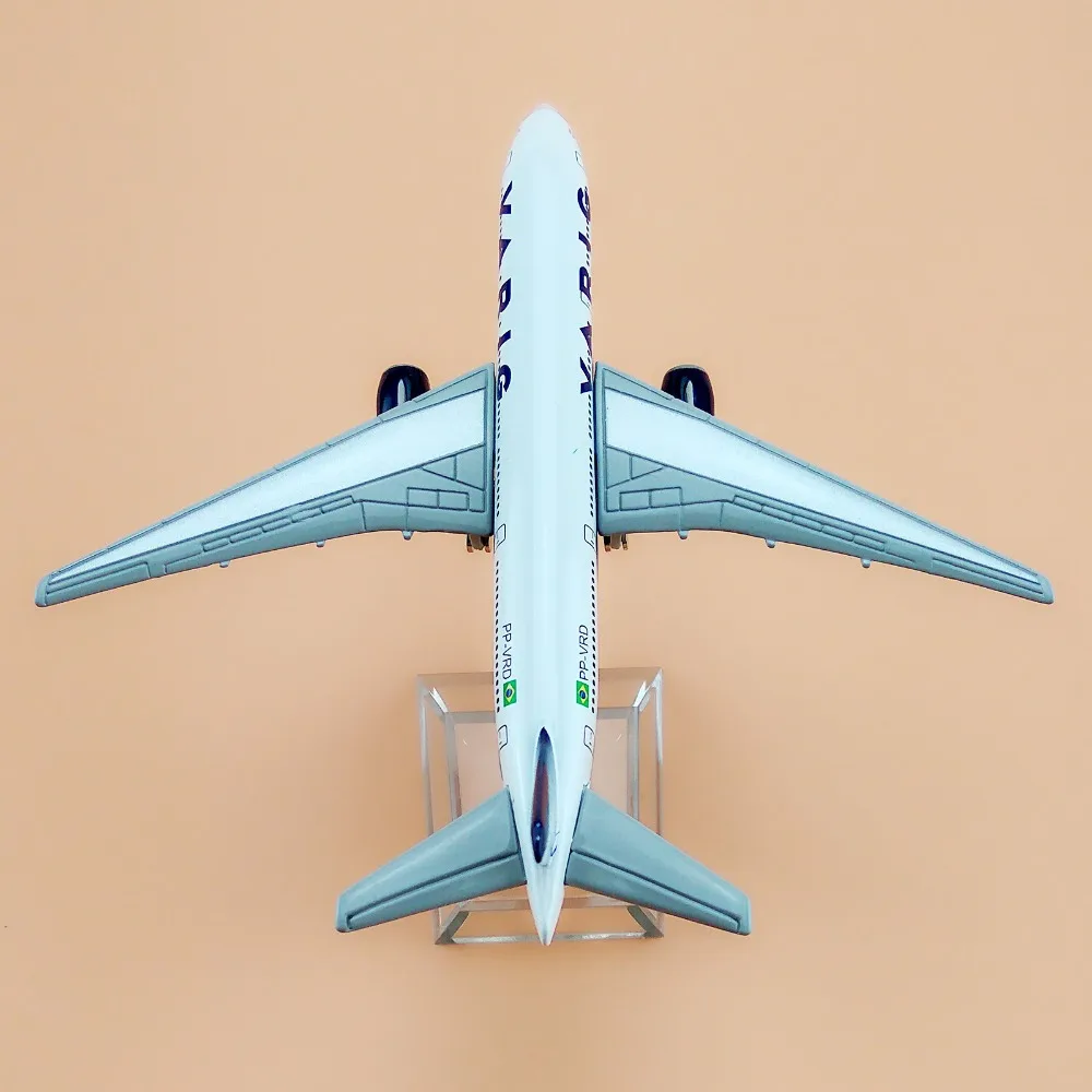 Модель самолета из металлического сплава авиационная модель авиакомпании VARIG B777
