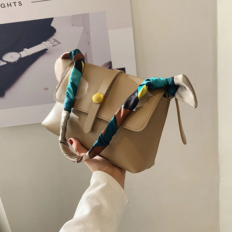 

Fashion Retro Texture Handbag Women's Bag Spring 2021 New Korean Version of The Simple Trendy One-shoulder Underarm Commuter Bag