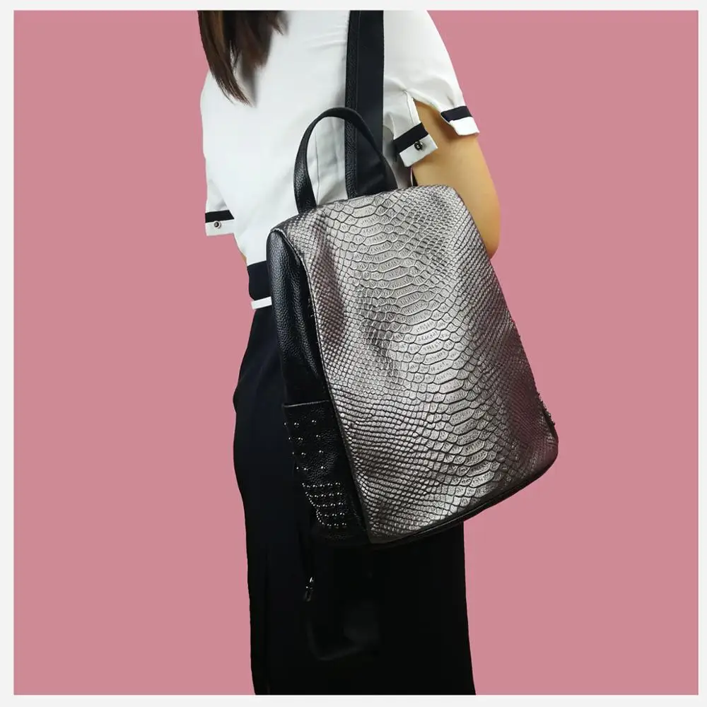 100 original genuine leather designer crocodile pattern women ladies daily backpacks female fashion cowhide bags knapsack free global shipping