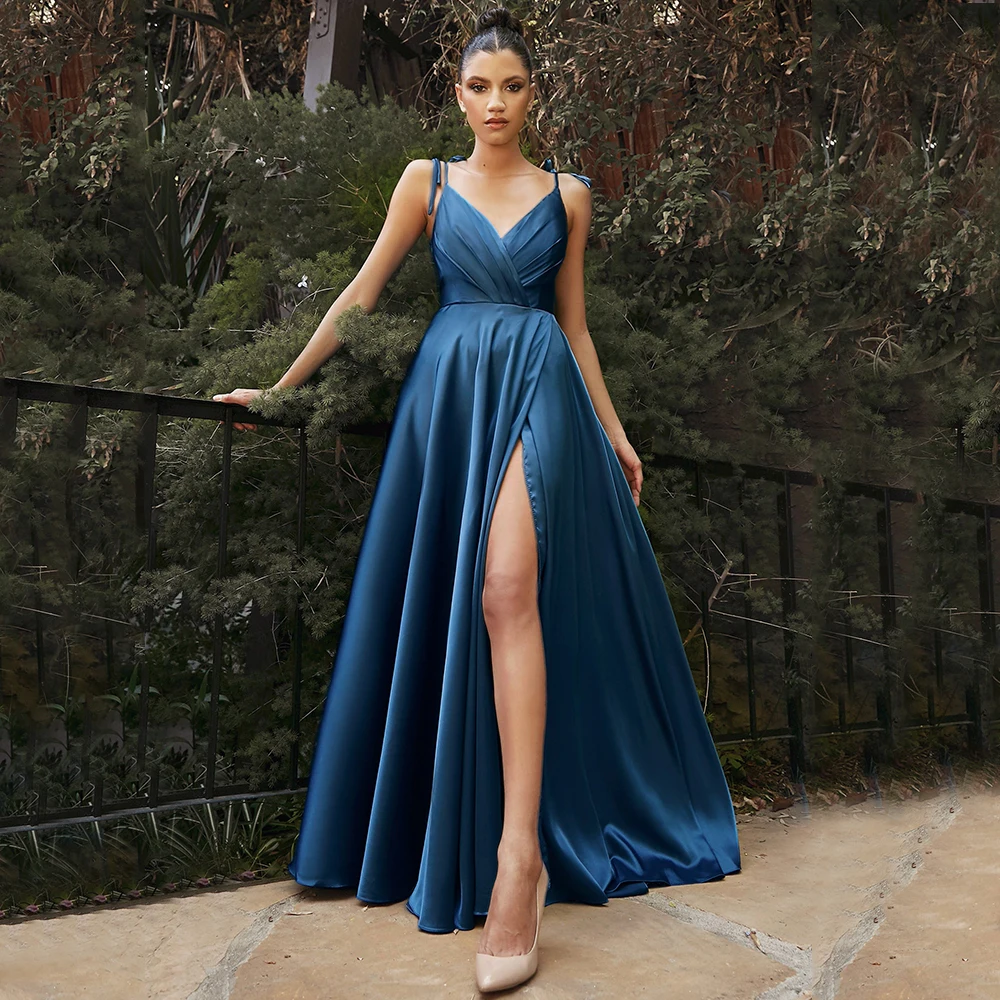 

Classic Dark Blue V-Neck Satin Prom Dresses Spaghetti Straps Pleats Court Train A-Line Evening Gowns Bridesmaid Dresses Custom