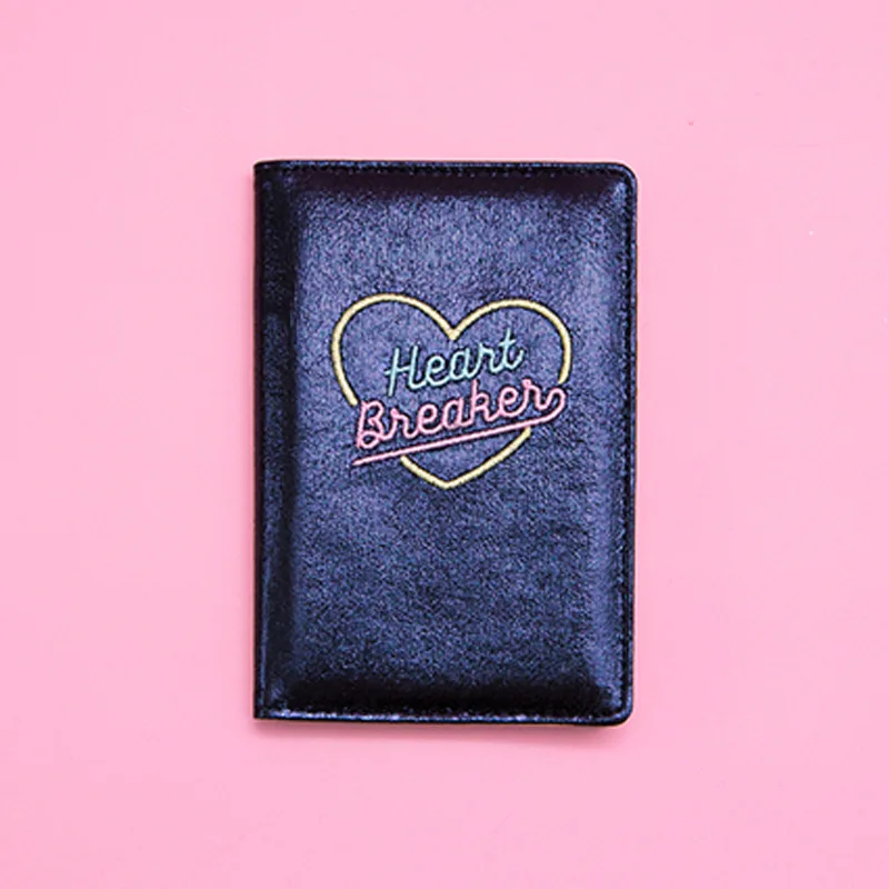 Рисунок 3 - милая розовая Обложка для паспорта