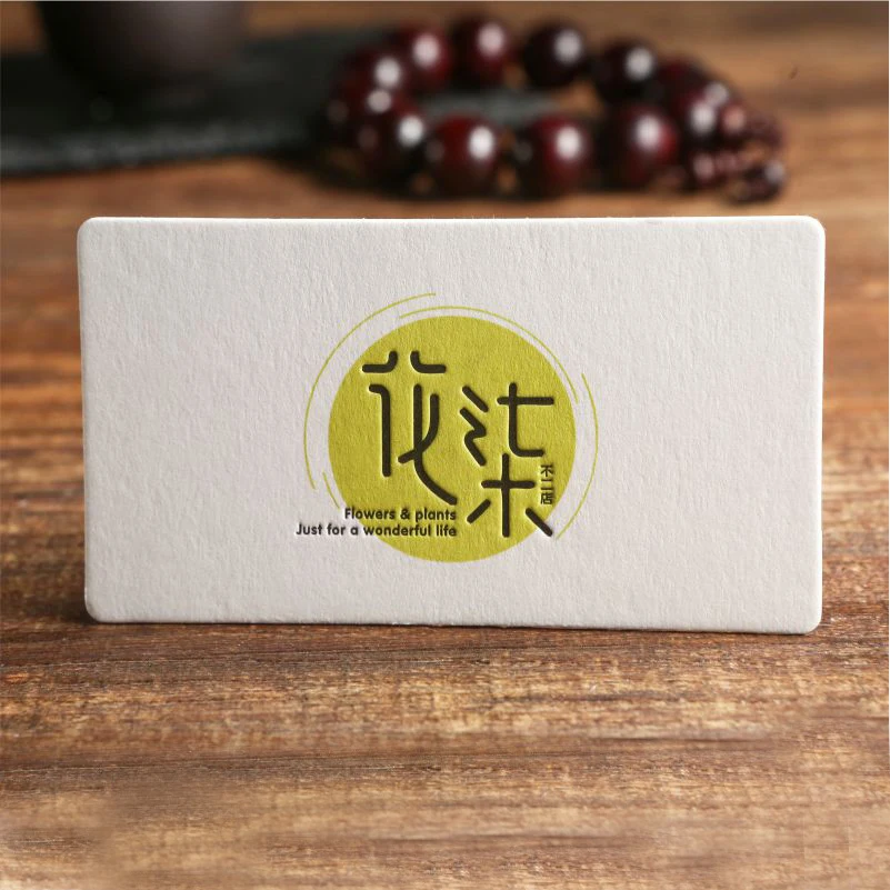 

Хлопчатобумажная визитная карточка с углублениями, вогнуто-выпуклая