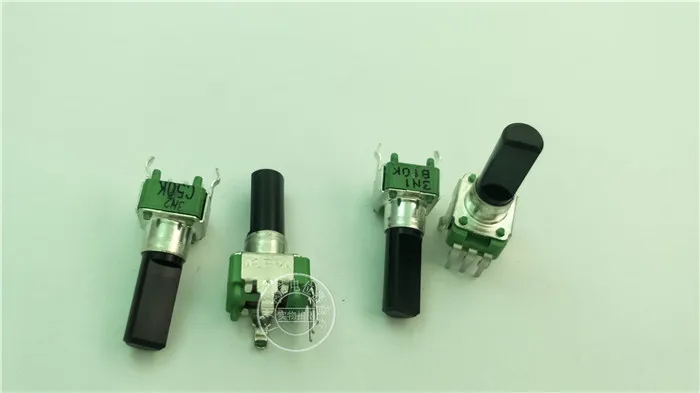 

Оригинальный новый 100% 09 Тип вертикальный одинарный потенциометр RV09BCF-40-25-C50K длина ручки 18MMF (переключатель)