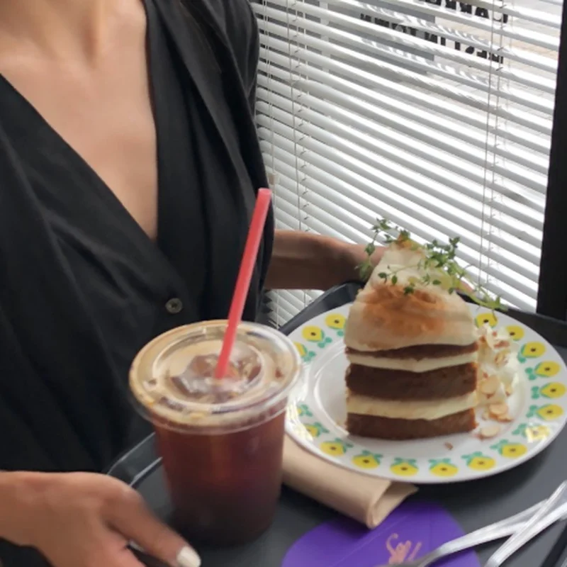 

GOOHOJIO 2020 Autumn Loose Plus Size Dress Ladies Solid Color White Women Dress Casual Short Sleeve Nature V-neck Dresses Women