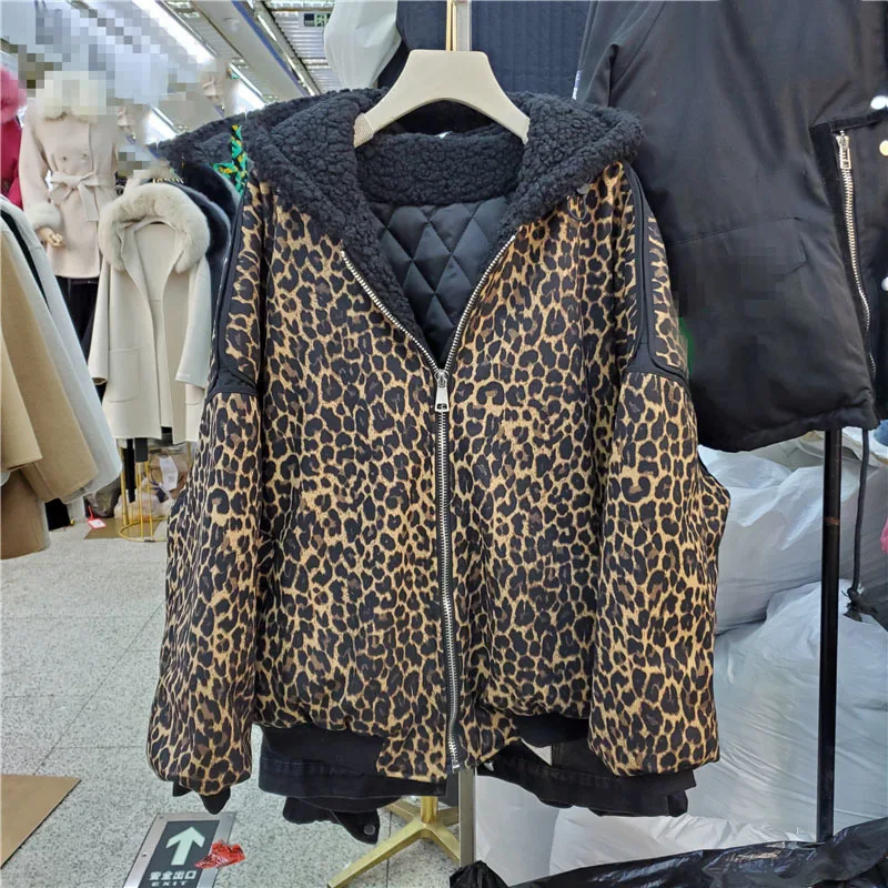 

Женская теплая куртка на молнии, с капюшоном и длинным рукавом