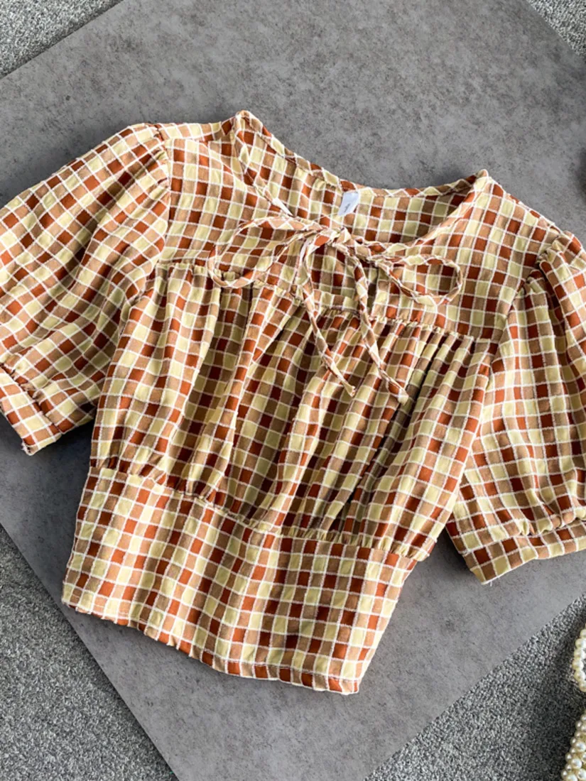 

Summer 2021 New Puff Sleeve Plaid Shirt High Waist Short Open Navel Round Neck Blouse Fashion Girls Casual Lace Up Short Top