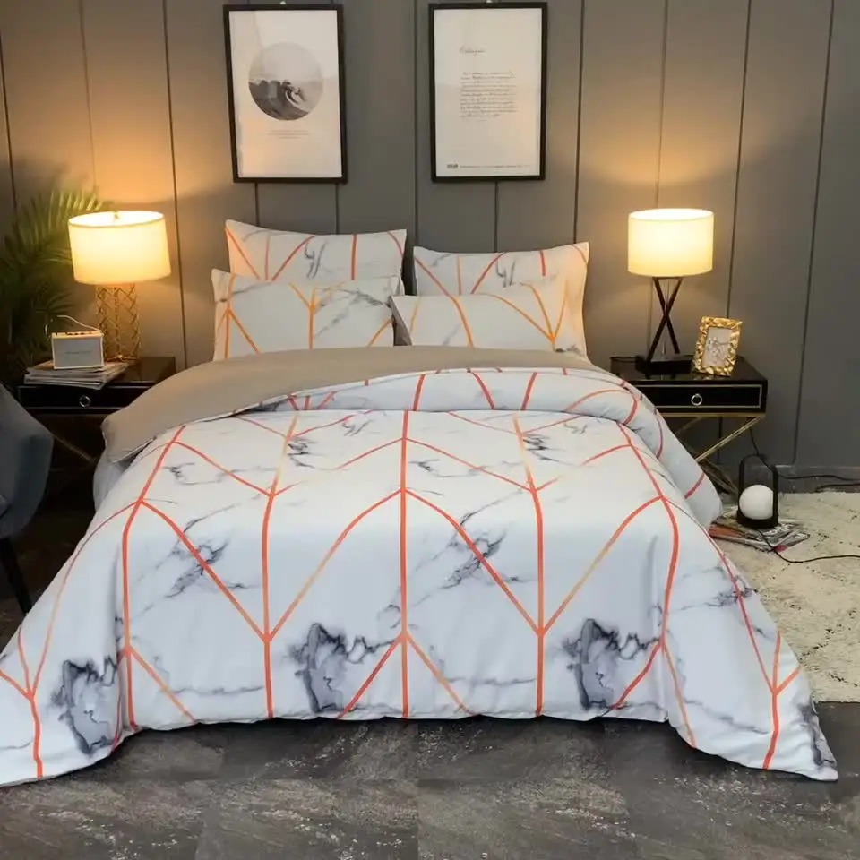 Комплект постельного белья HM Life с мраморной текстурой черный белый золотой