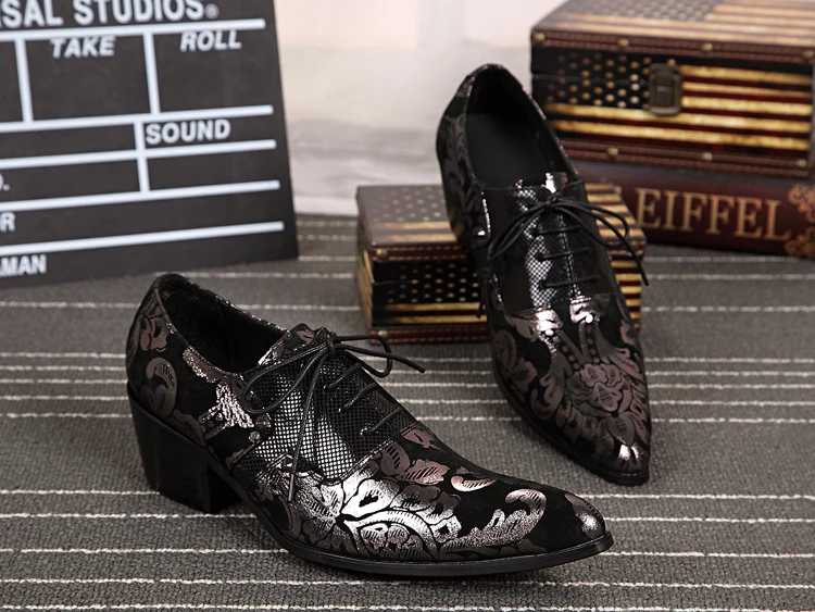 

Christia Bella Retro Style Men Business Genuine Leather Shoes Men Prom Formal Dress Derby Shoes Printing Lace Up Men Oxfords