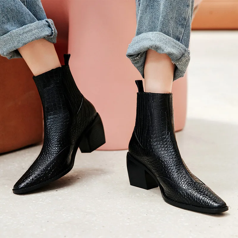 

HOLY JASMINE Genuine Leather Women Boots New Spring/Autumn Pigskin Short Plush Inside Fashion Boots High (5cm-8cm) Square Heel