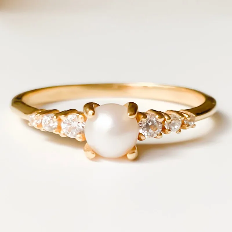 

Elegant Gold Color Pearl Ring for Women Temperament Inlaid Small Zircon Finger Rings Simple Female Jewelry Gifts Dating