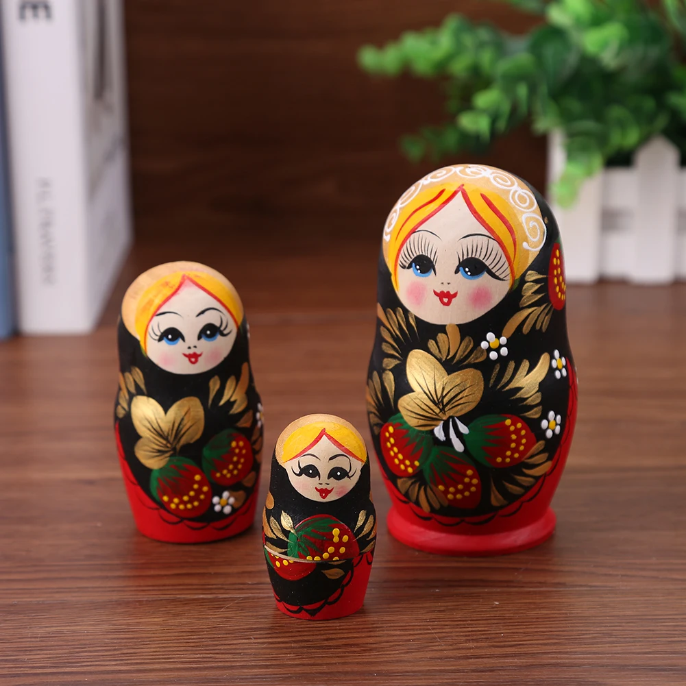 

5/10 Layers Wooden Doll Nesting Russian Babushka Hand Paint Lucky Strawberry Girl Classic Doll Artwork Home Decor