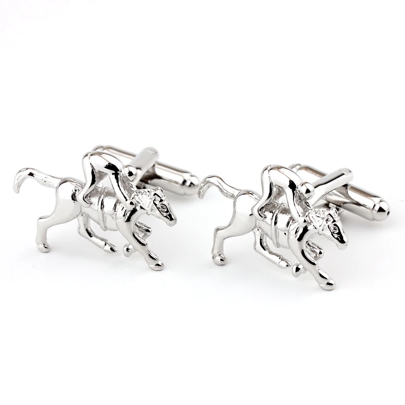 

Металлические запонки в форме лошади