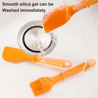 smooth surface effective practical anti slid handle cake scraper for gifts