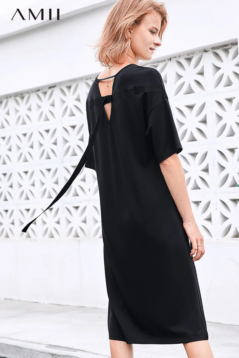 Женское праздничное платье AMII однотонное стильное средней длины с круглым