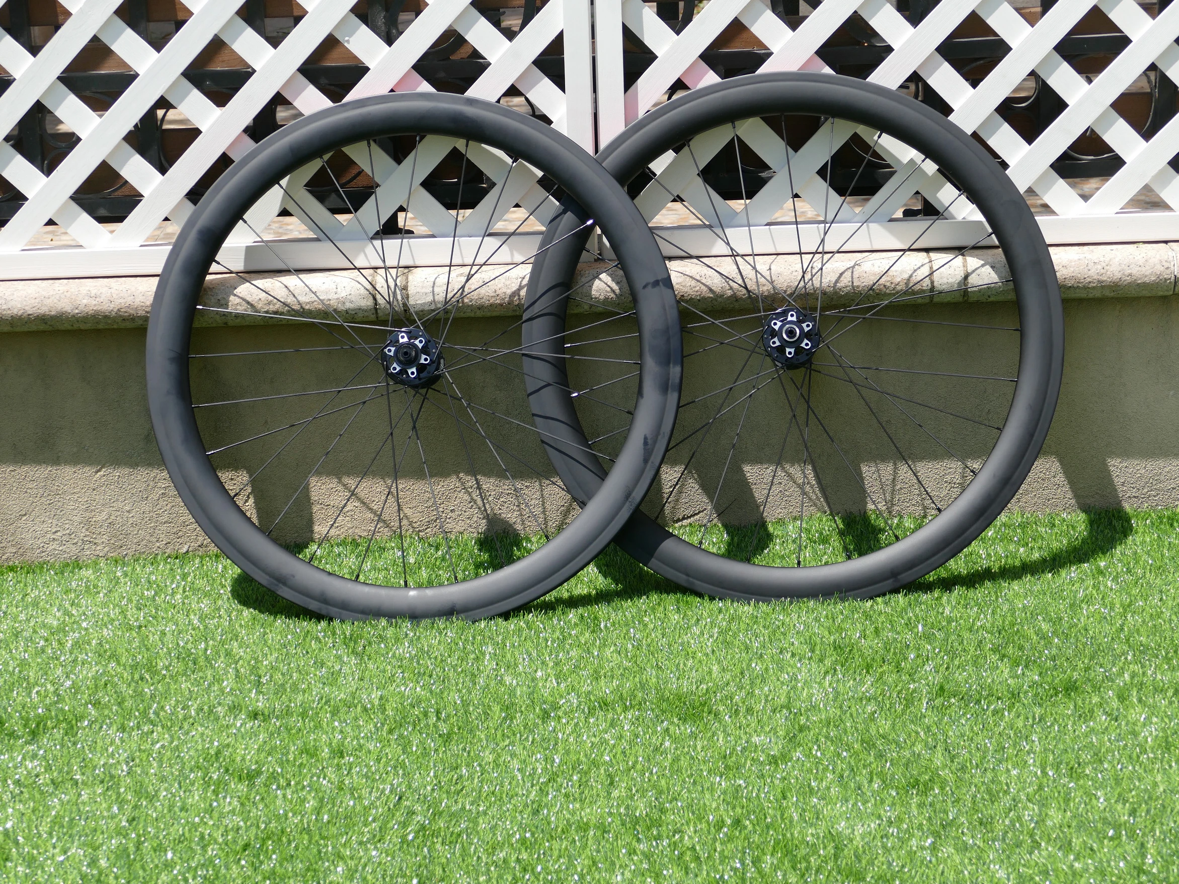 Ульсветильник Кая колесная пара 50 мм полный углеродный цвет Велосипедная вилка