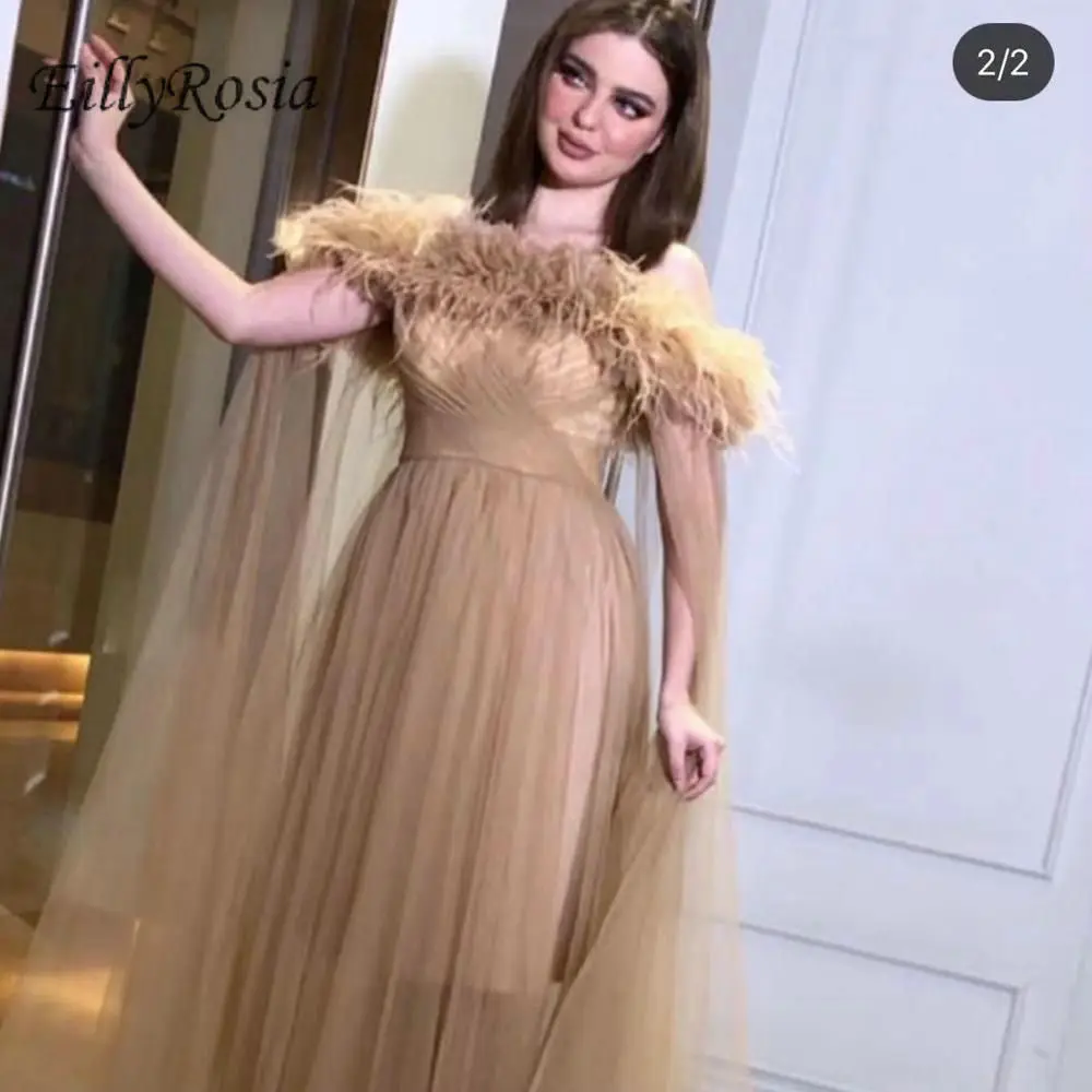 

Champagne Tulle Feather Evening Dresses with Cape Pleated Off the Shoulder Capped Sleeve Fashion Arabic Evening Gowns for Women