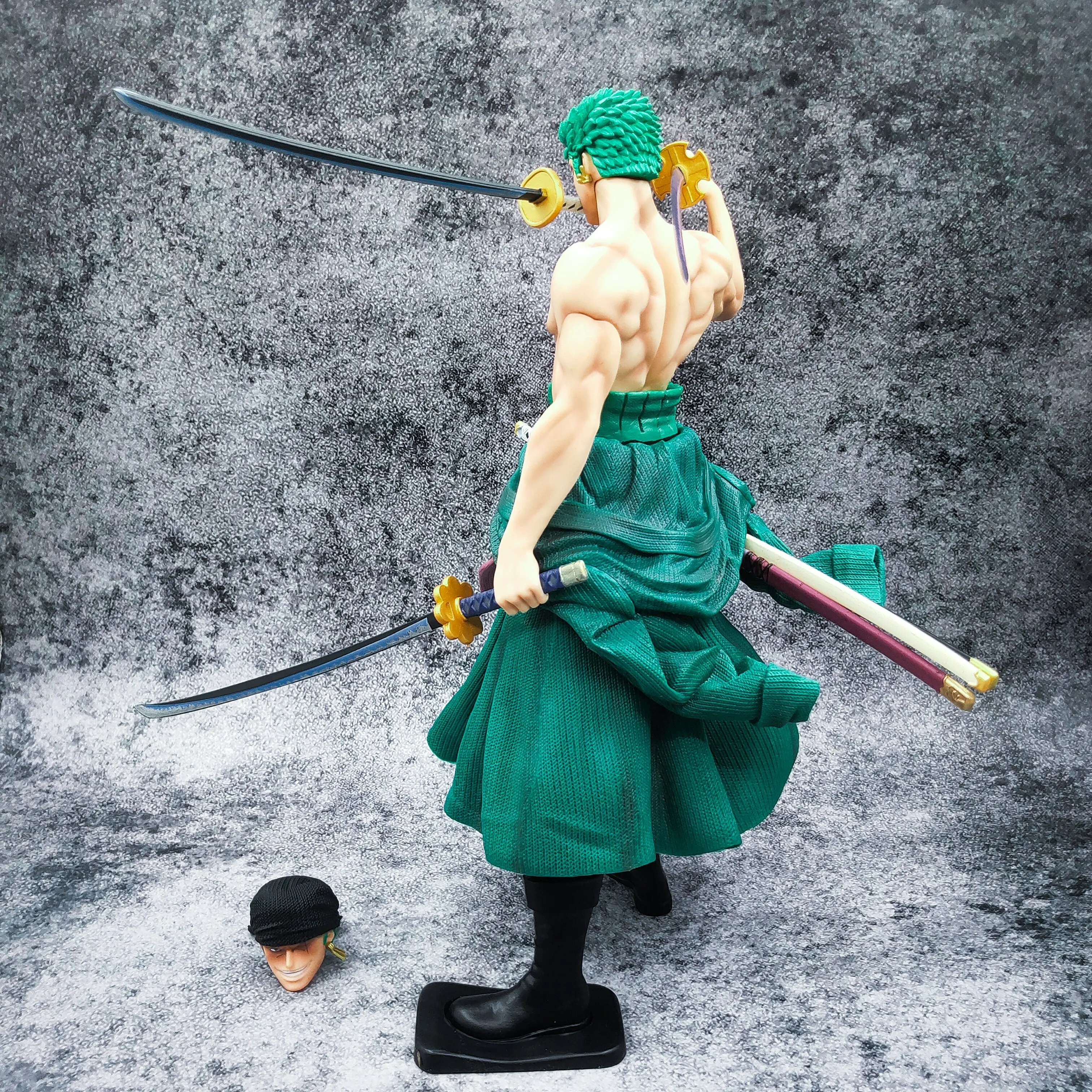 33см Аниме One Piece Фигма Ронуа Зоро с Тремя Катанами PVC Фигурка Действия Саурон Двухглавая Статуэтка Модель Фигурки Подарок Игрушки.