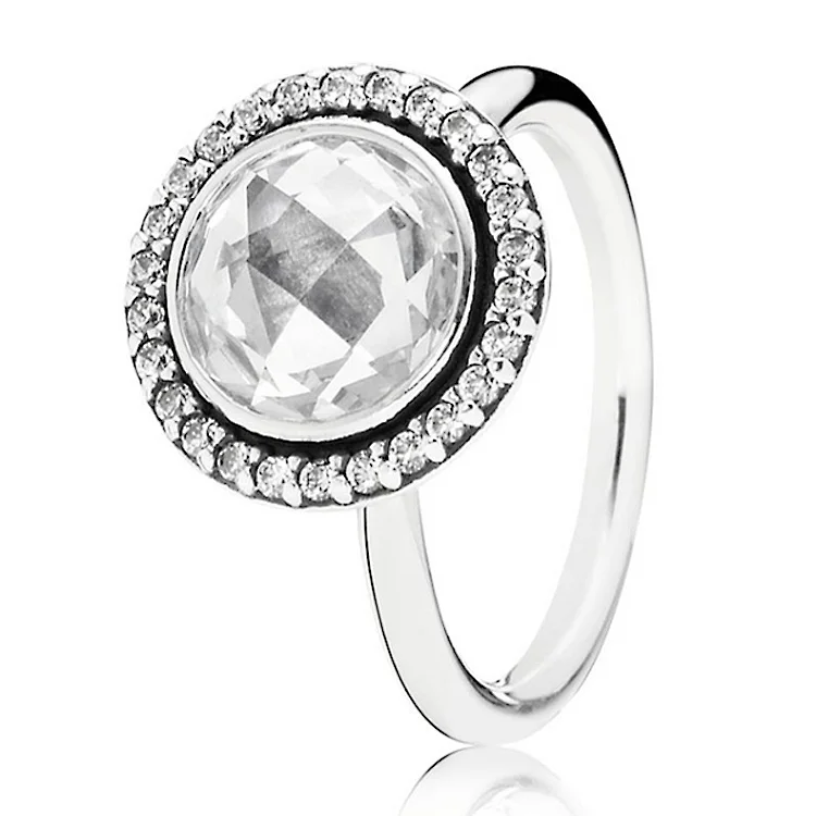 Женское кольцо из серебра 925 пробы с кристаллами