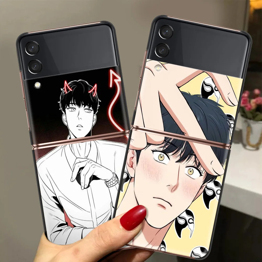 

Gay Man Anime Comics Hard PC Phone Case For Samsung Galaxy Z Flip Black Cover For Galaxy Z Flip 3 5G Foldable Shockproof Case