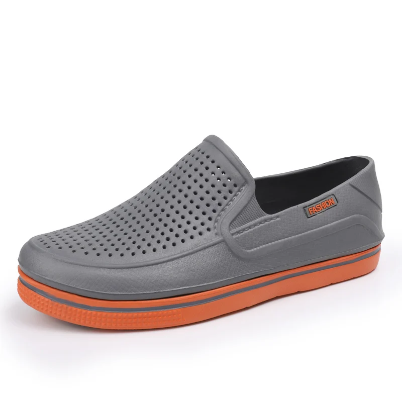 

New Summer Cro light Shoes Beach Sandals For Men Crocks Slipper Clogs Men Shoes Driver Sandles EVA Cro sandalias hombre