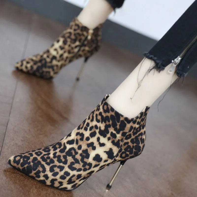 

Pointed high Sexy Leopard Print thin heel heeled shoes short boots naked boots women's new plush winter 2021 chic boots