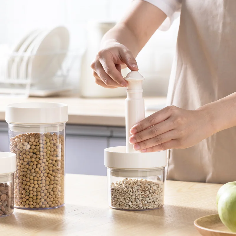 Набор контейнеров для хранения пищевых продуктов с ручным вакуумным насосом 5 шт.