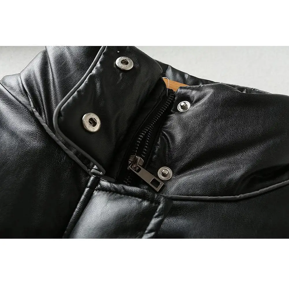 Женская куртка с карманами черная Светоотражающая бомбер кулиской в стиле панк