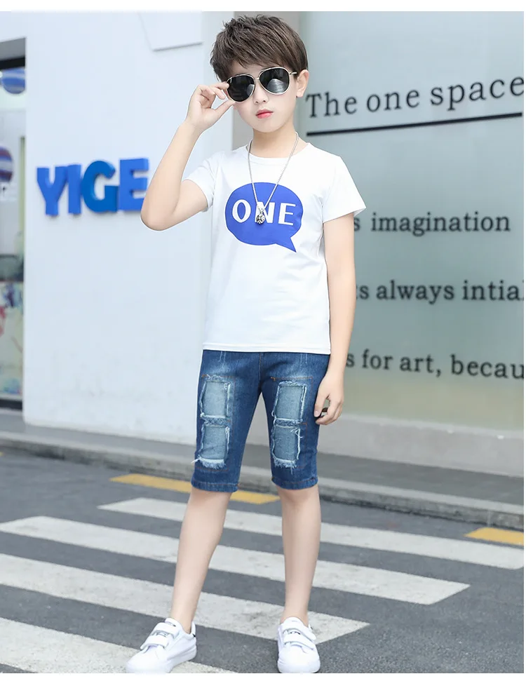 

Boys' Summer Short Sleeve T-Shirt children's letter print top and shorts two piece children's Korean leisure suit