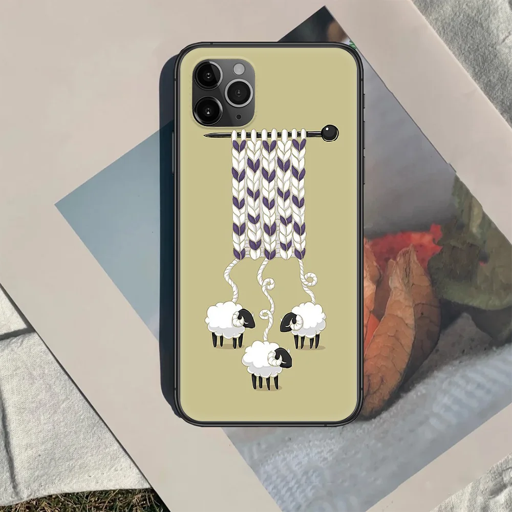 

Cartoons Shaun-Sheeps Phone Case Cover Hull For iphone 5 5s se 2020 6 6s 7 8 12 mini plus X XS XR 11 PRO MAX black Etui Painting