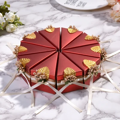 

Perfect Triangular Cake Candy Box Wedding Gift Boxes for Guests Wedding Favors and Gifts Chocolate Box Party Supplier Decoration