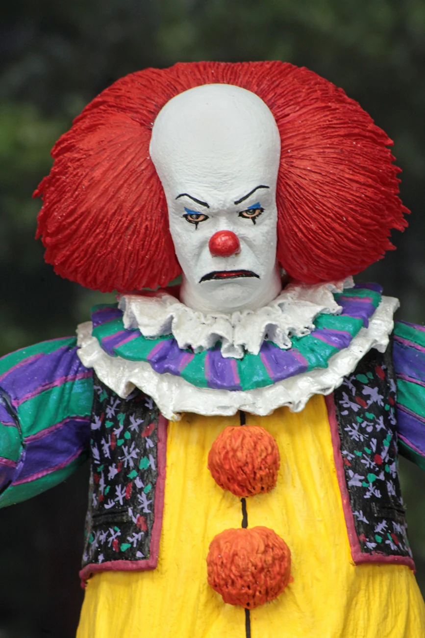 

Free shippingNEC1990 Joker Action Figure Toy Horror Halloween Gift