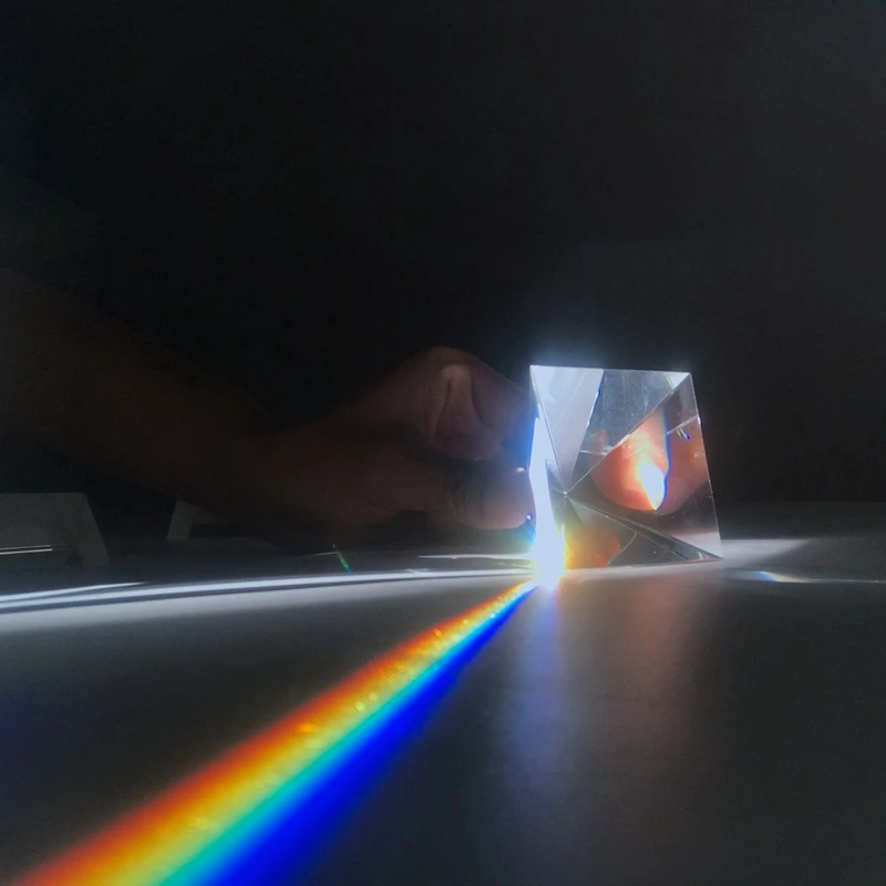 80 мм пользовательские цвета призмы Пирамида кристалл генератор энергии