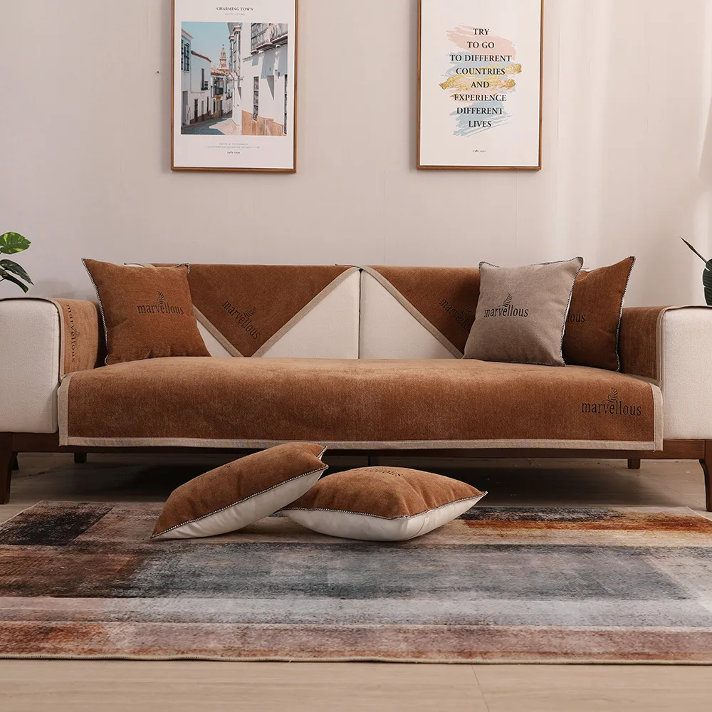 Чехлы для диванов желтые противоскользящие и дышащие простые изысканные вышивки