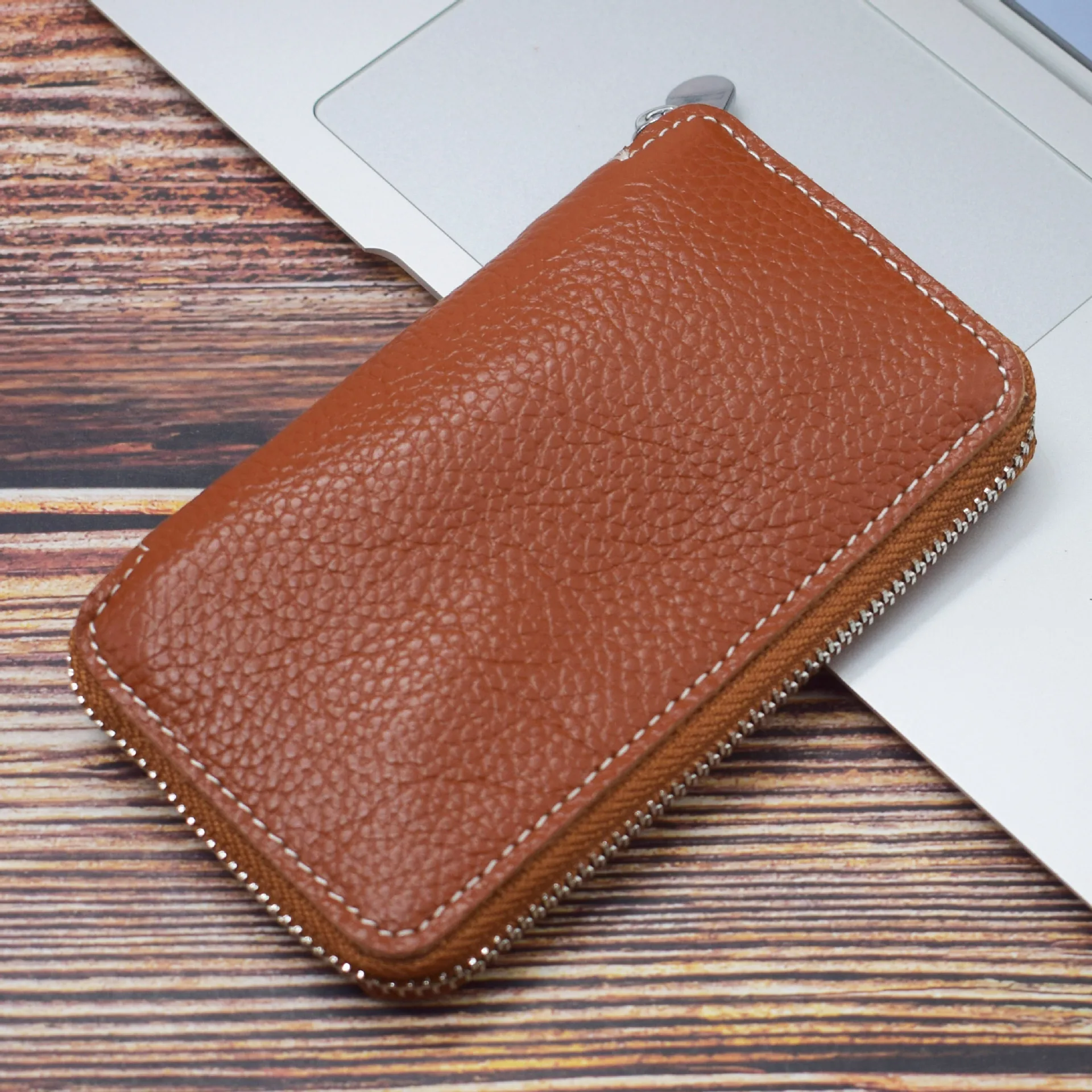 Brown Genuine Leather Key Wallet Men Keychain Holder Pouch Purse Zipper Designer Car Key Case Multifunction Door Keys Housekeeper Bag - Color: Brown
